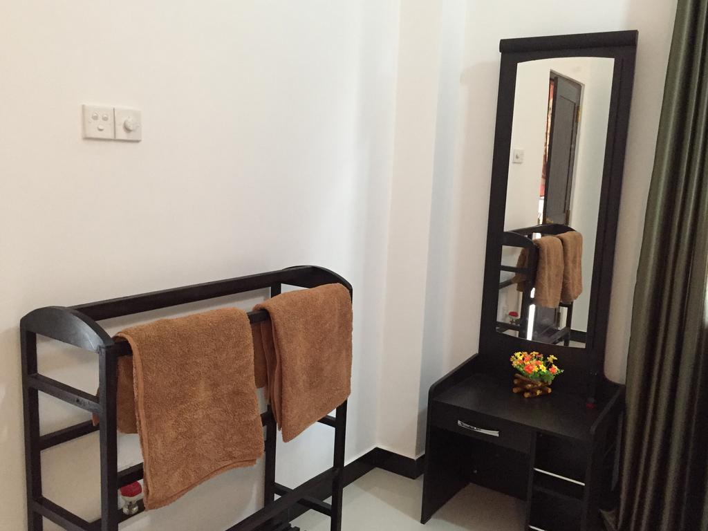Apna Homestay Apartments Унаватуна Екстериор снимка