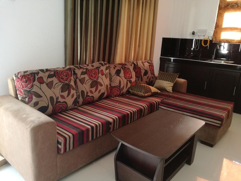 Apna Homestay Apartments Унаватуна Екстериор снимка