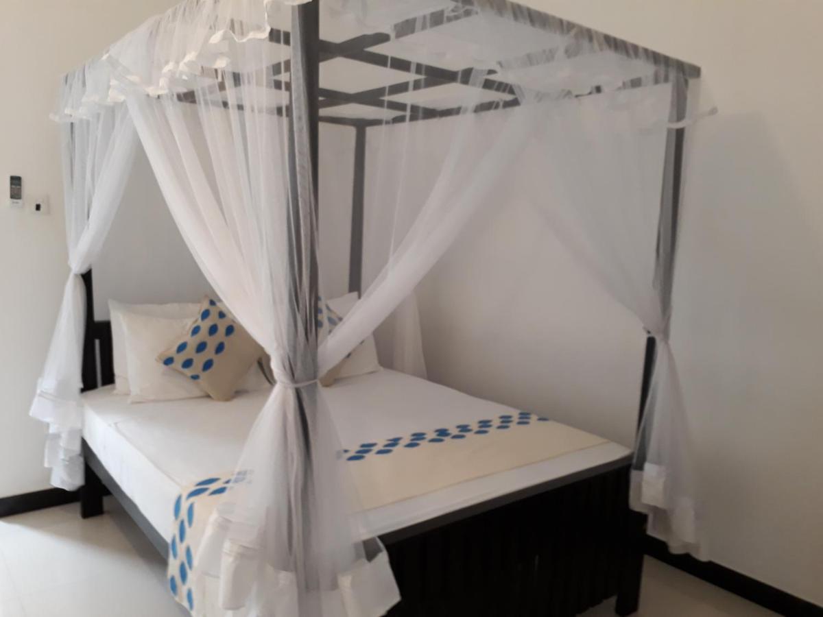 Apna Homestay Apartments Унаватуна Екстериор снимка