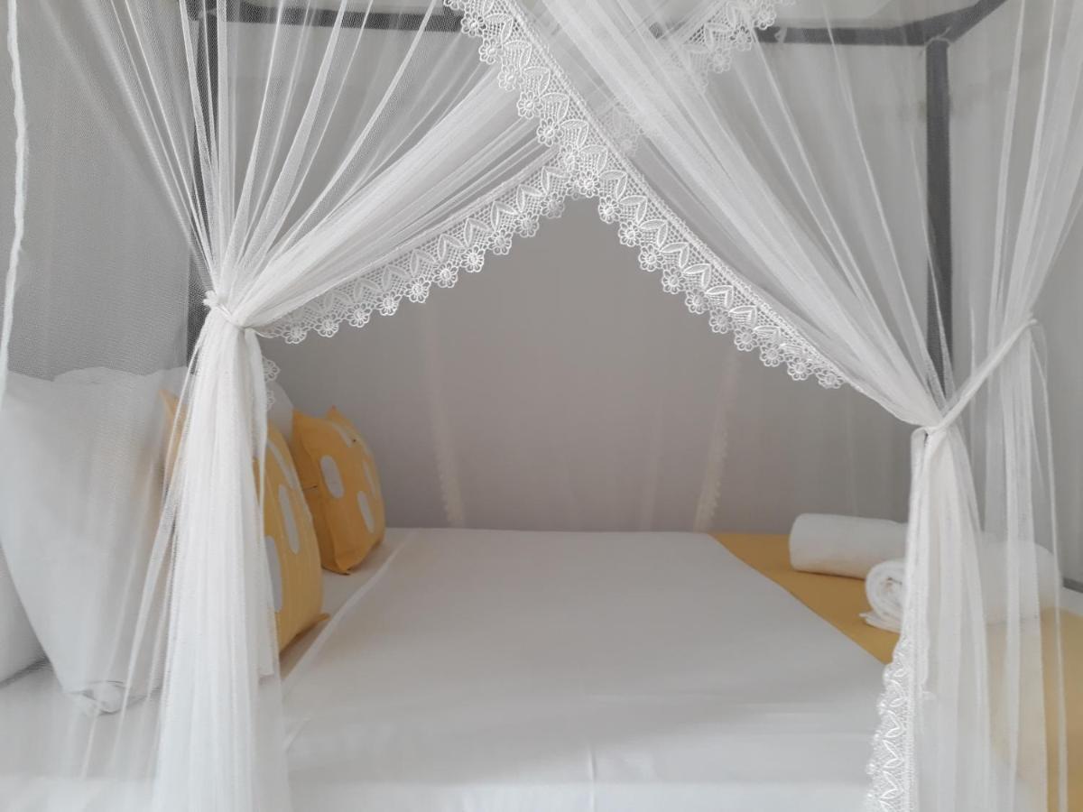 Apna Homestay Apartments Унаватуна Екстериор снимка