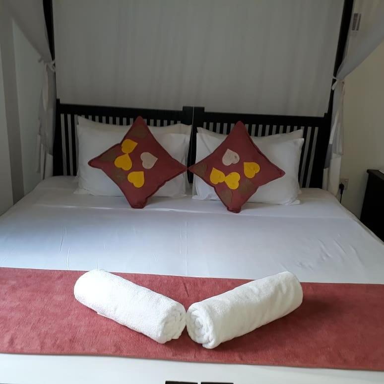 Apna Homestay Apartments Унаватуна Екстериор снимка